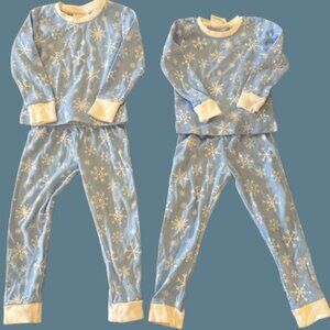 Blossom Blanks 2-Piece Snowflake PJs, Size: 12 months